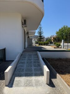 Esterno